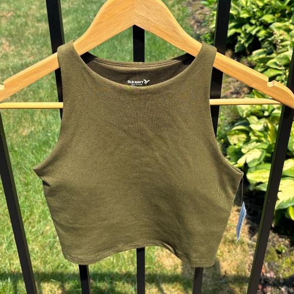 Ladies Old Navy Sports Bra - Olive Green - size XS - NWT - Picture 1 of 9